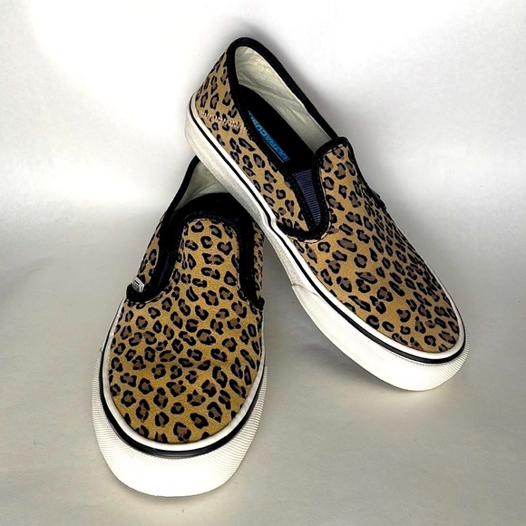 VANS•CLASSIC SLIP ON•LEOPARD SUEDE PRINT•WOMENS 7.5 / MENS 6 - Picture 1 of 7